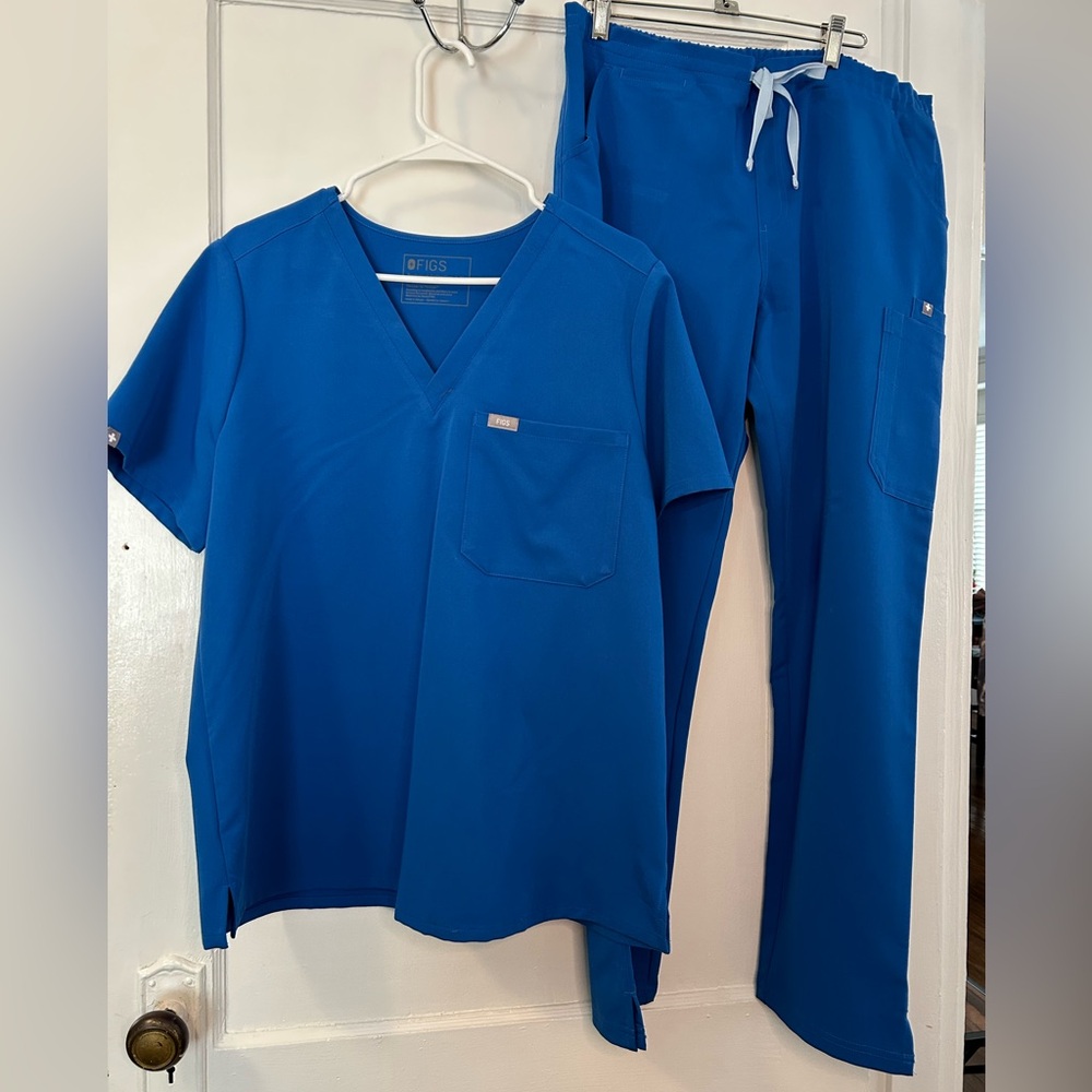 FIGS Royal Blue Scrub Set